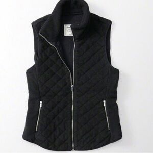 Abercrombie & Fitch Black Quilted Vest Size Large